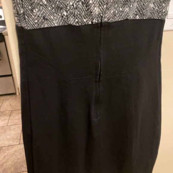 Guess great condition dress size 7 - Picture 3 of 5